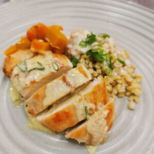 GUIA DE BOLSO<br>7 cardápios saudáveis<br>para quem busca melhorar a alimentação e dispõe de pouco tempo para cozinhar<br>18 às 22h