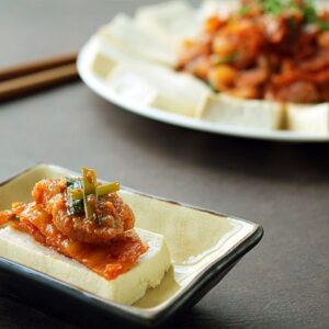 COZINHA COREANA<BR>Aprenda a fazer KIMCHI<BR> Passo a Passo<br>Aplicações em 3 preparos