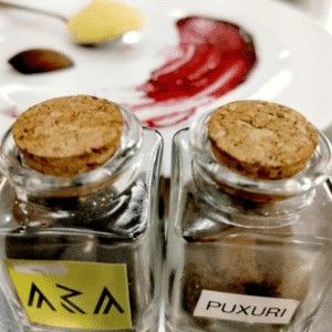 4 BOLOS INUSITADOS<BR> DA PAPOULA AO PUXURI <BR> Bolo de cardamomo e papoula<br> Bolo de abóbora, especiarias e cobertura cream cheese<br> e mais...