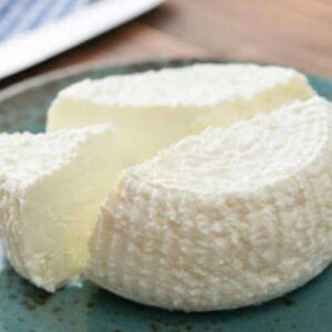 QUEIJO FRESCO,<br>IOGURTE, MANTEIGA<br>Para o dia a dia<br>Aprenda na prática o uso de coalho e pingo, cura.<br>Participe da degustação de queijos brasileiros