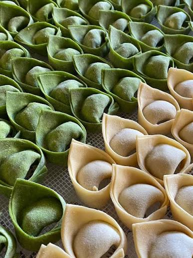 MASSAS DE BOLOGNA <BR>MANUALIDADES <BR>E ARTESANATO