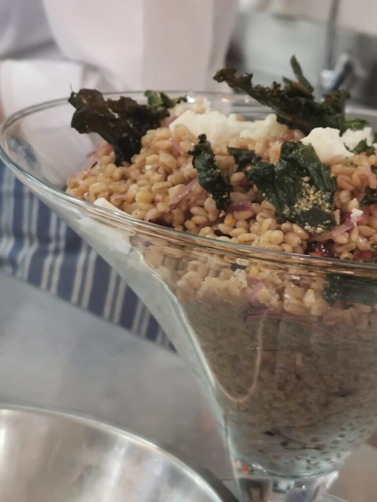 SALADAS TURBINADAS<BR>VALENDO COMO PRATO PRINCIPAL<BR> OU ACOMPANHAMENTO<BR>AULA SÁBADO